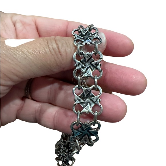 Silver Geometric Design Adjustable Bracelet - Picture 4 of 5